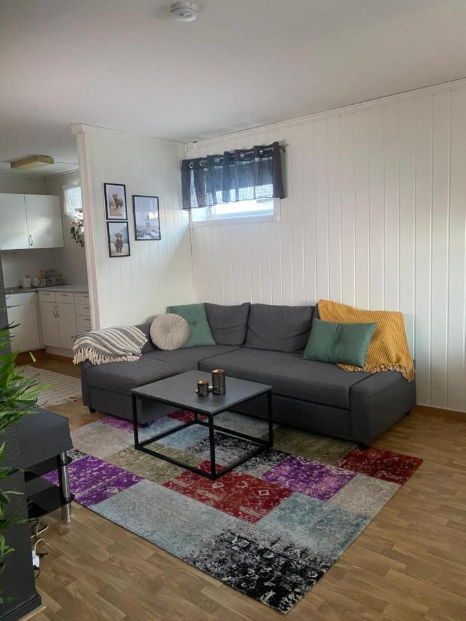 Apartment, 4Km Fra Tromsosentrum. Flyplass 1.71Km. 외부 사진