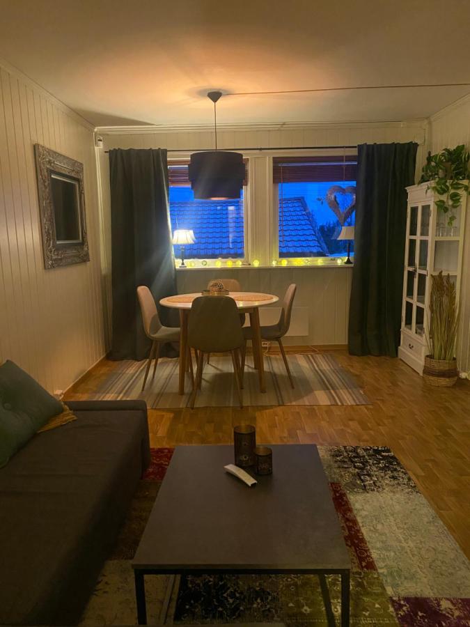 Apartment, 4Km Fra Tromsosentrum. Flyplass 1.71Km. 외부 사진